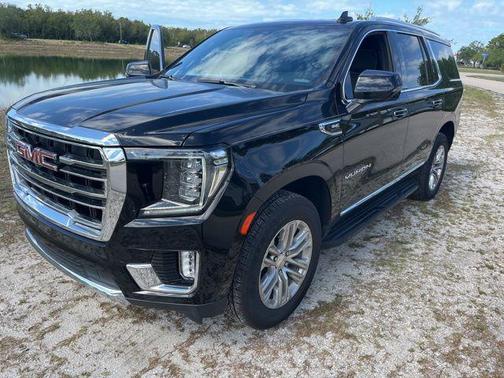 Onyx Black 2023 GMC Yukon SLT