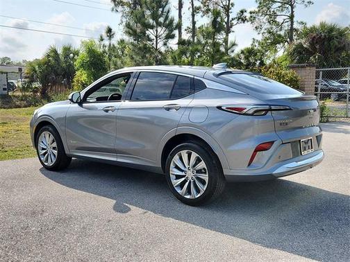 2025 Buick Envista Avenir FWD