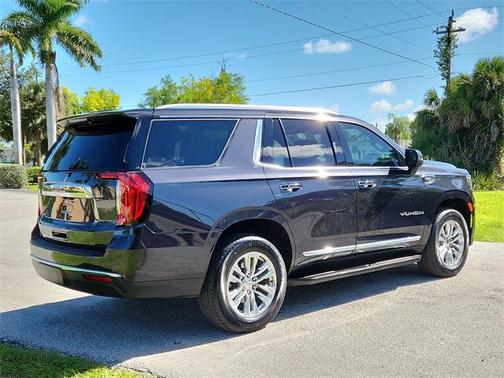 2024 GMC Yukon SLT