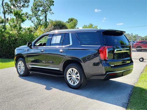2024 GMC Yukon SLT