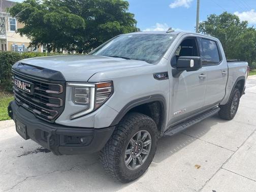 2025 GMC Sierra 1500 AT4X