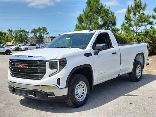 2025 GMC Sierra 1500 Pro