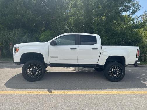 2021 GMC Canyon Elevation Standard
