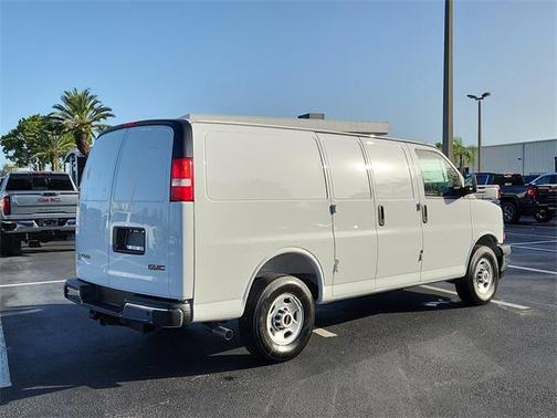 2025 GMC Savana 2500 Work Van