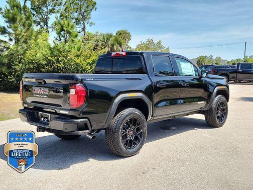 Onyx Black 2026 GMC Canyon Elevation