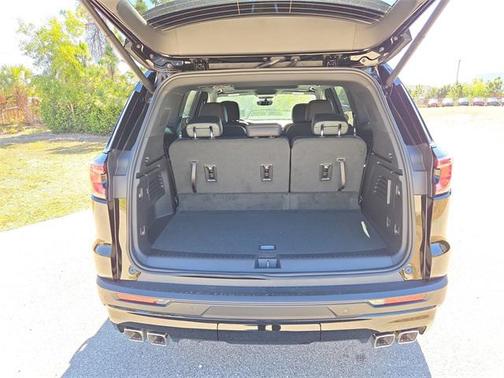 2026 GMC Acadia AT4 AWD