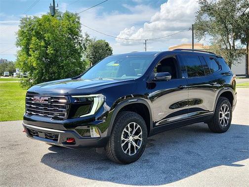 2026 GMC Acadia AWD AT4