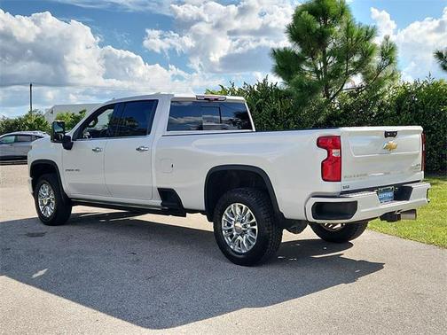 2022 Chevrolet Silverado 2500 High Country
