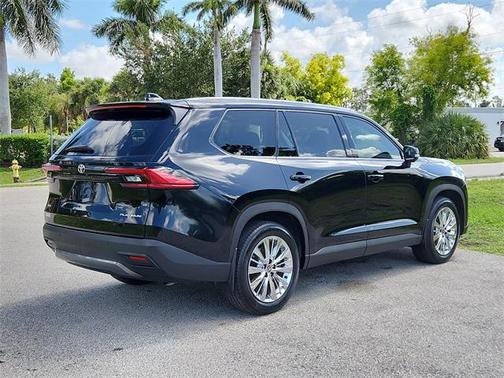 2024 Toyota Grand Highlander Platinum