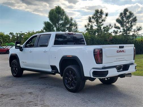 2026 GMC Sierra 2500 AT4