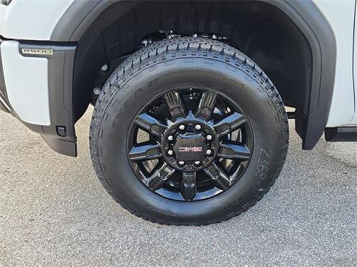 2026 GMC Sierra 2500 AT4