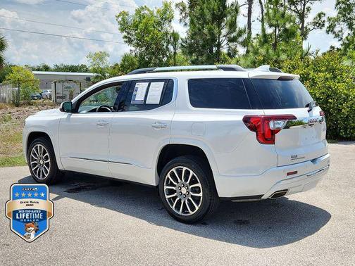 White Frost Tricoat 2021 GMC Acadia Denali