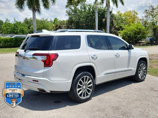 White Frost Tricoat 2021 GMC Acadia Denali