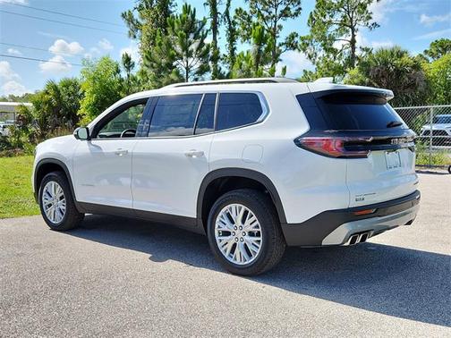 2025 GMC Acadia FWD Elevation