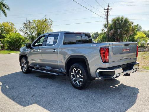 Sterling Metallic 2025 GMC Sierra 1500 SLT