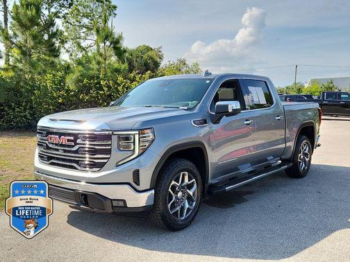 Sterling Metallic 2025 GMC Sierra 1500 SLT