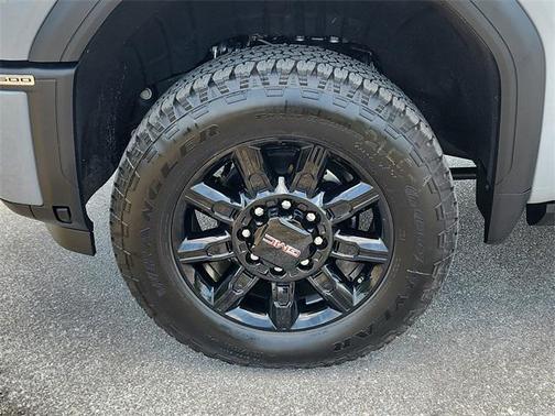 2025 GMC Sierra 2500 AT4