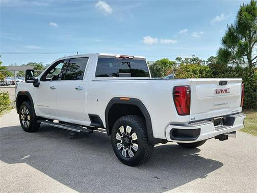 2025 GMC Sierra 2500 Denali