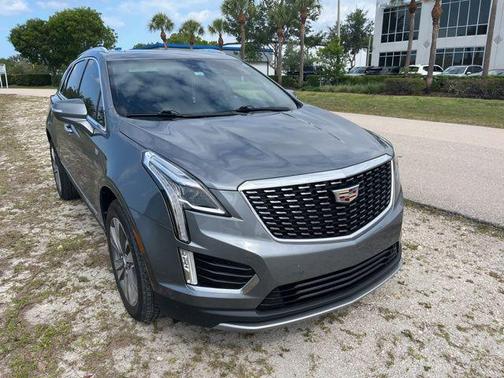 Steel Metallic 2021 Cadillac XT5 Premium Luxury