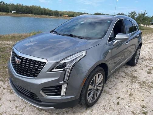 Steel Metallic 2021 Cadillac XT5 Premium Luxury