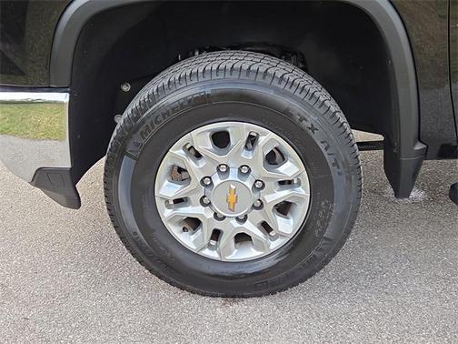 2024 Chevrolet Silverado 2500 LT