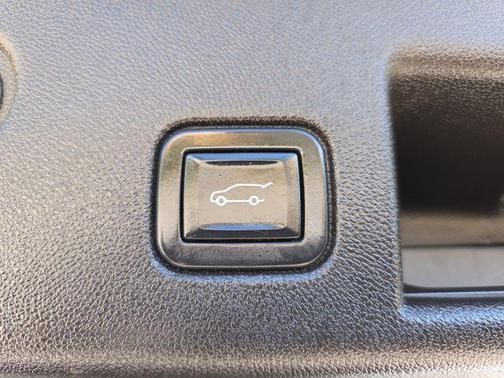 2022 Chevrolet Equinox FWD RS