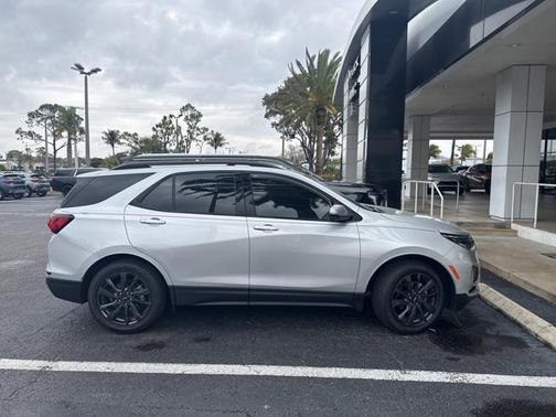 2022 Chevrolet Equinox FWD RS