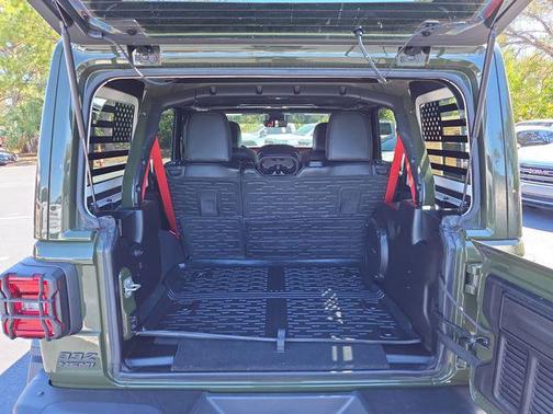 2023 Jeep Wrangler Rubicon 392