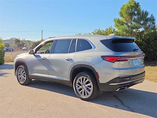 2025 Buick Enclave Preferred FWD