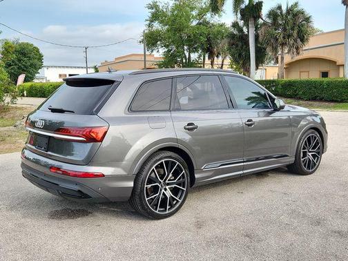 Gray 2021 Audi Q7 55 Prestige