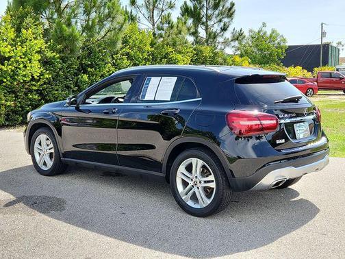Polar White 2020 Mercedes-Benz GLA 250 4MATIC