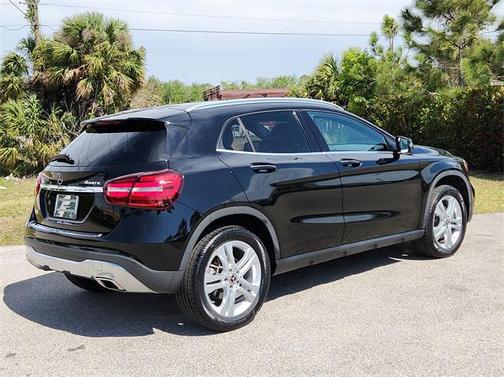 Polar White 2020 Mercedes-Benz GLA 250 4MATIC