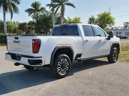 2025 GMC Sierra 2500 Denali Ultimate