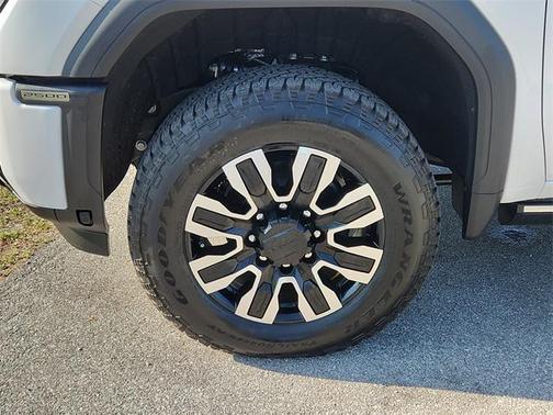 2025 GMC Sierra 2500 Denali Ultimate