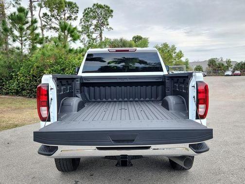 2026 GMC Sierra 2500 Pro