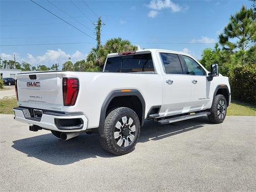 2025 GMC Sierra 2500 Denali