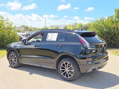 2024 Cadillac XT4 Sport