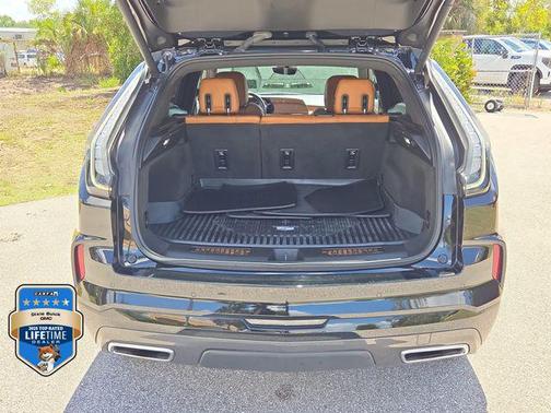 Stellar Black Metallic 2024 Cadillac XT4 Sport