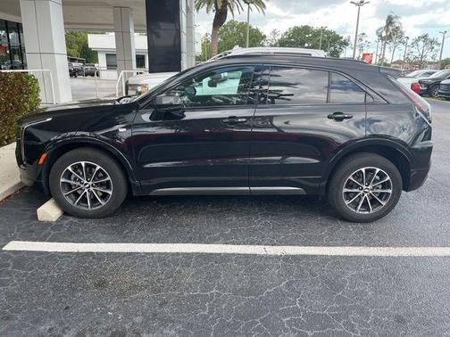 2024 Cadillac XT4 Sport