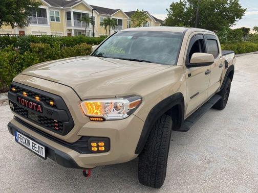 Quicksand 2020 Toyota Tacoma SR5