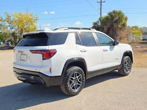 2026 GMC Terrain AWD AT4