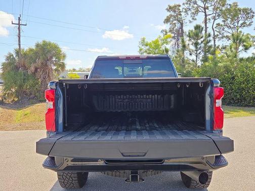 2024 Chevrolet Silverado 2500 4WD Crew Cab Standard Bed ZR2