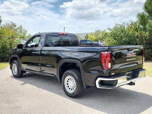 Onyx Black 2026 GMC Sierra 1500 Pro