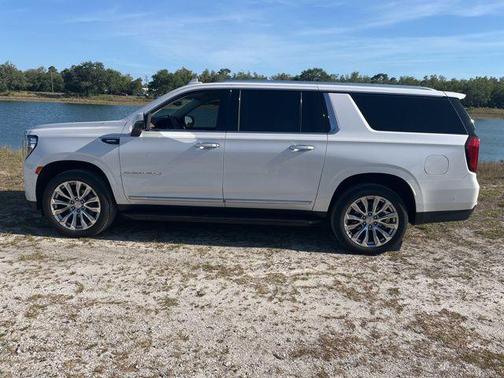 White Frost Tricoat 2024 GMC Yukon XL Denali