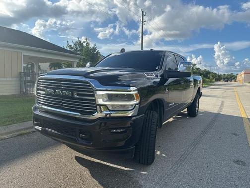 2024 RAM 2500 Laramie Crew Cab 4x4 6'4' Box