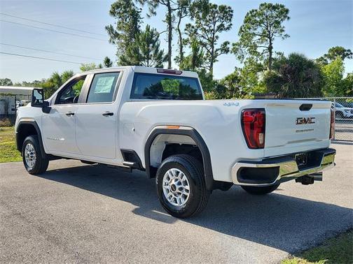 2025 GMC Sierra 2500 Base