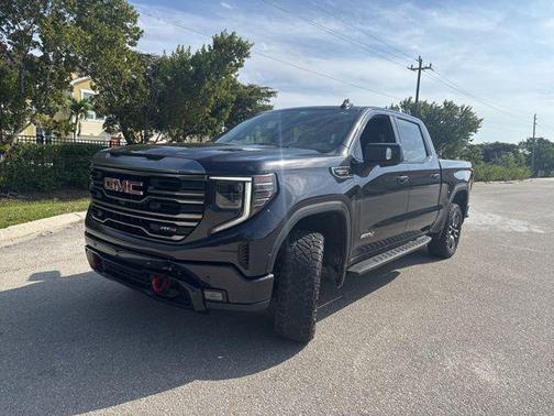2024 GMC Sierra 1500 AT4