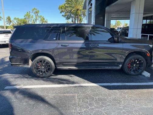 2024 Cadillac Escalade ESV Sport