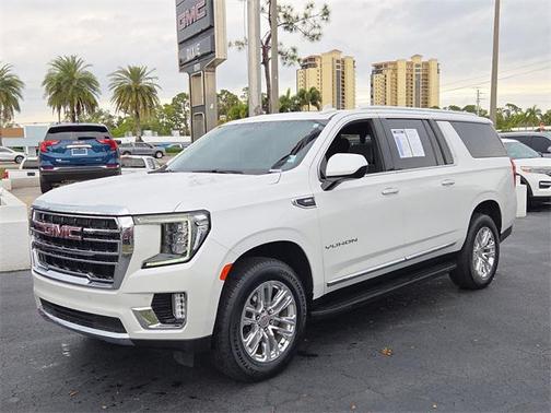 2022 GMC Yukon XL SLT