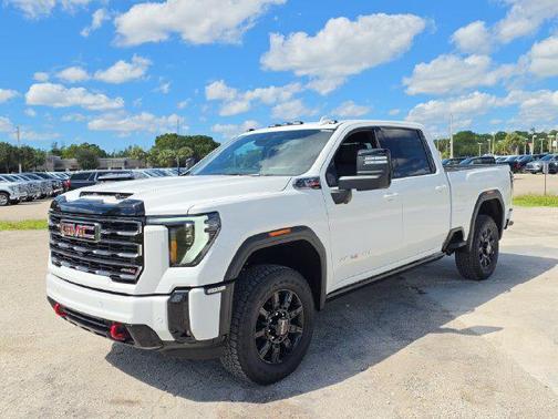 Summit White 2026 GMC Sierra 3500 AT4